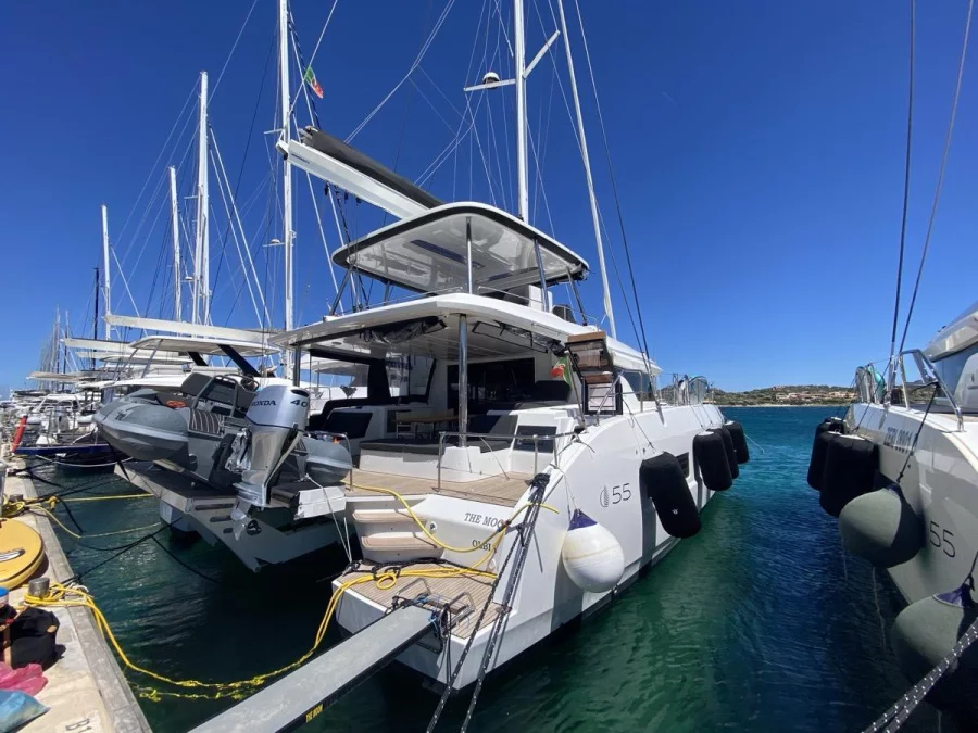 Lagoon 55 (5 cab) (The Moon (GND))  - 9