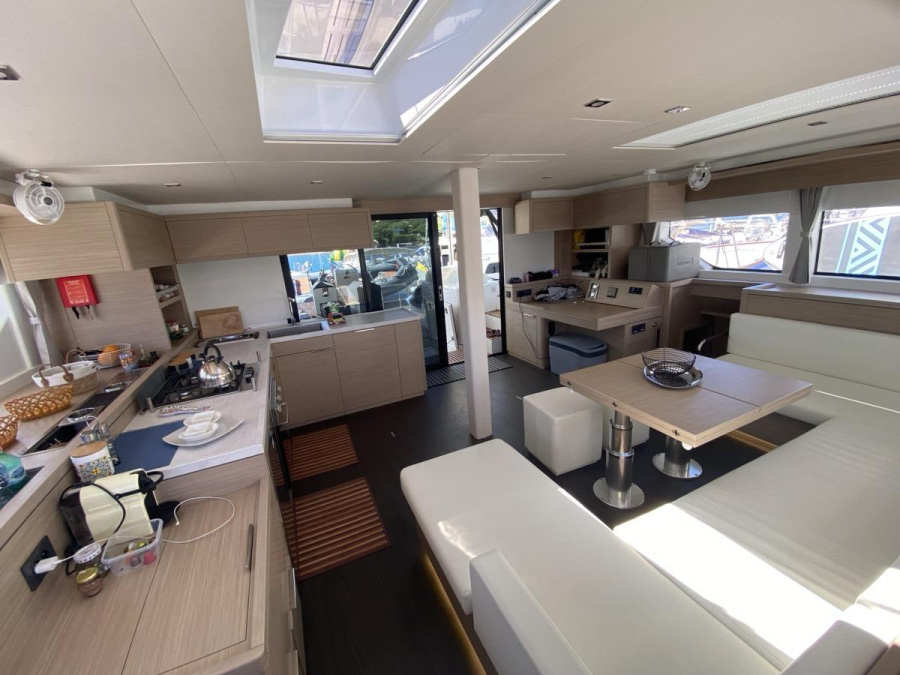 Photo #18 - Lagoon 55 (5 cab) (The Moon (MAR)) in Le Marin - 17117