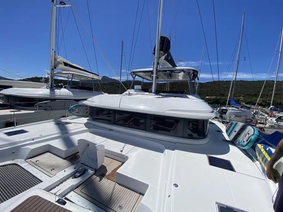 Lagoon 55 (5 cab) (The Moon (ANU))  - 32