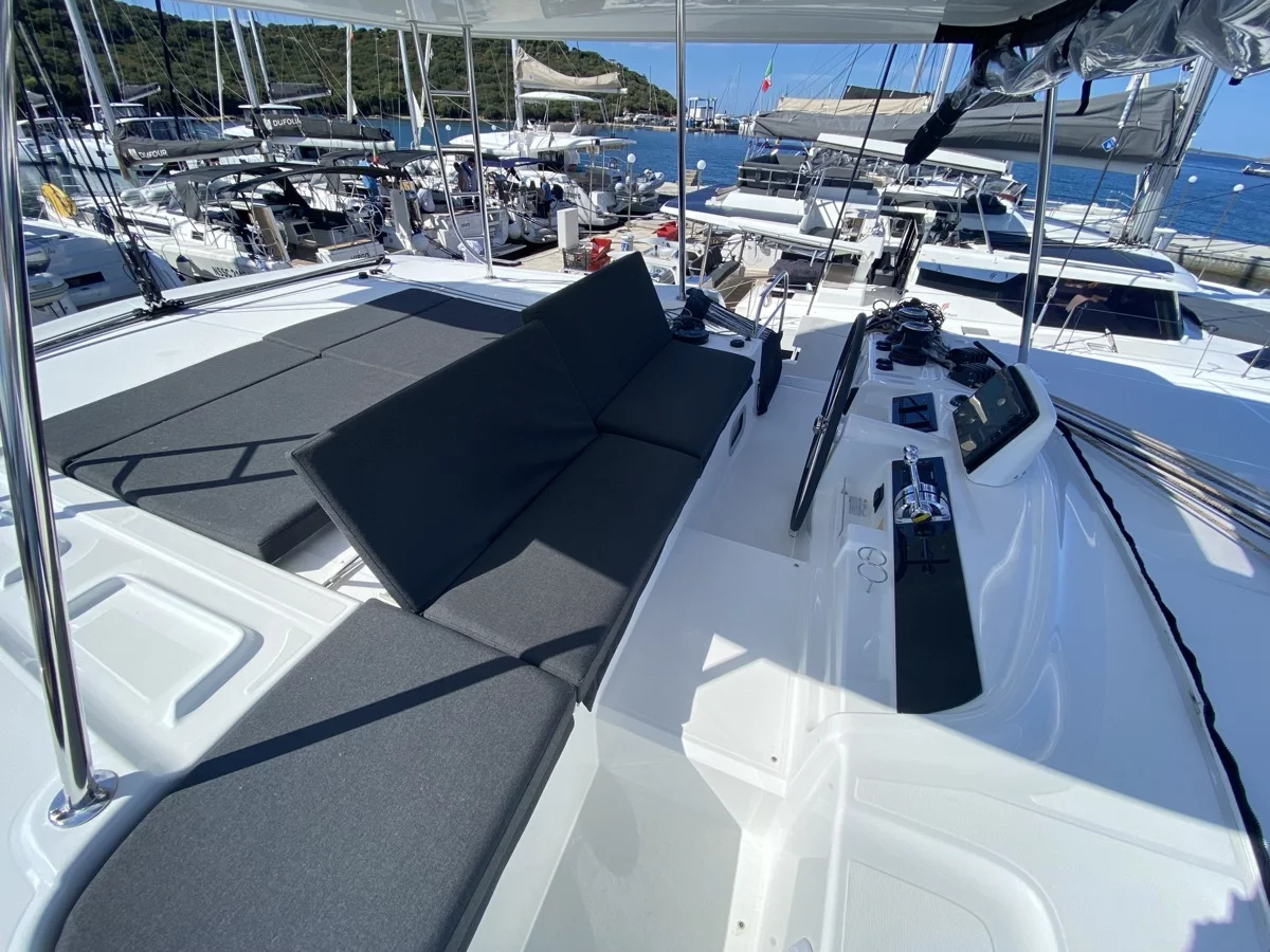 Lagoon 46 (Penelope)  - 14