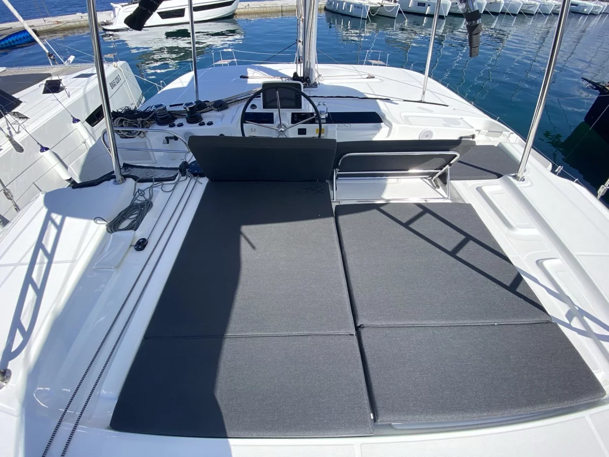 Lagoon 46 (Penelope)  - 22