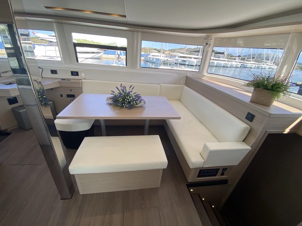 Lagoon 46 (Penelope)  - 18