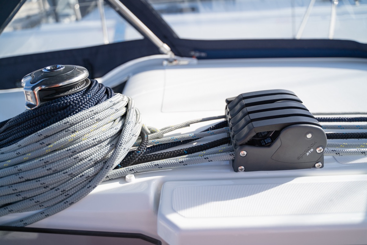 Photo #3 - Oceanis 40.1 (3cab) (Maverick) en Portisco - 16217