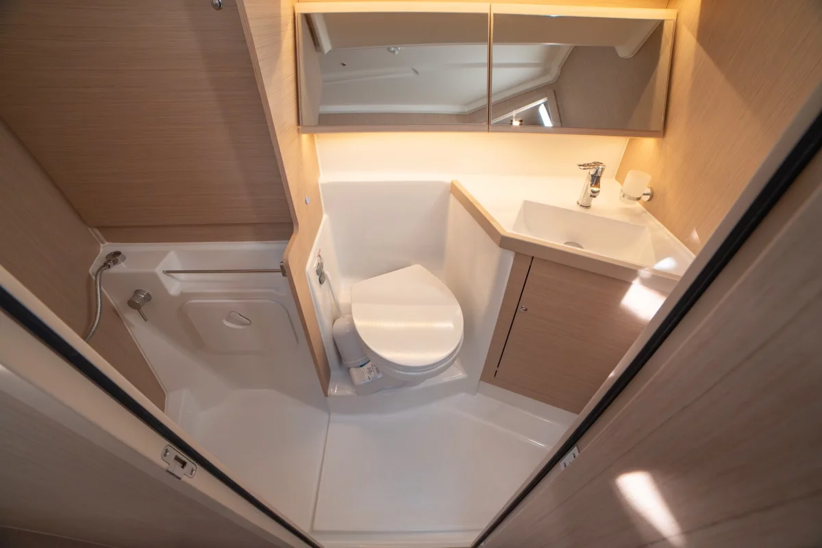 Oceanis 40.1 (3cab) (Maverick)  - 30