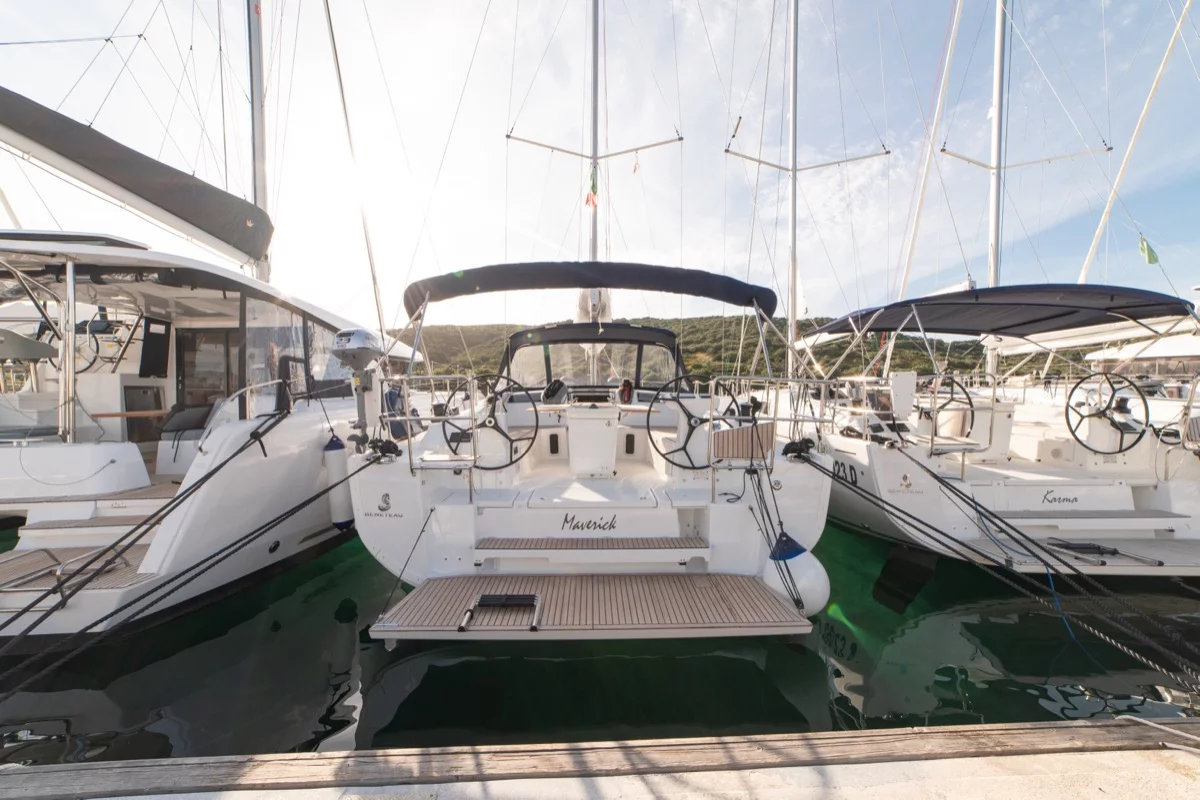 Oceanis 40.1 (3cab) (Maverick)  - 38