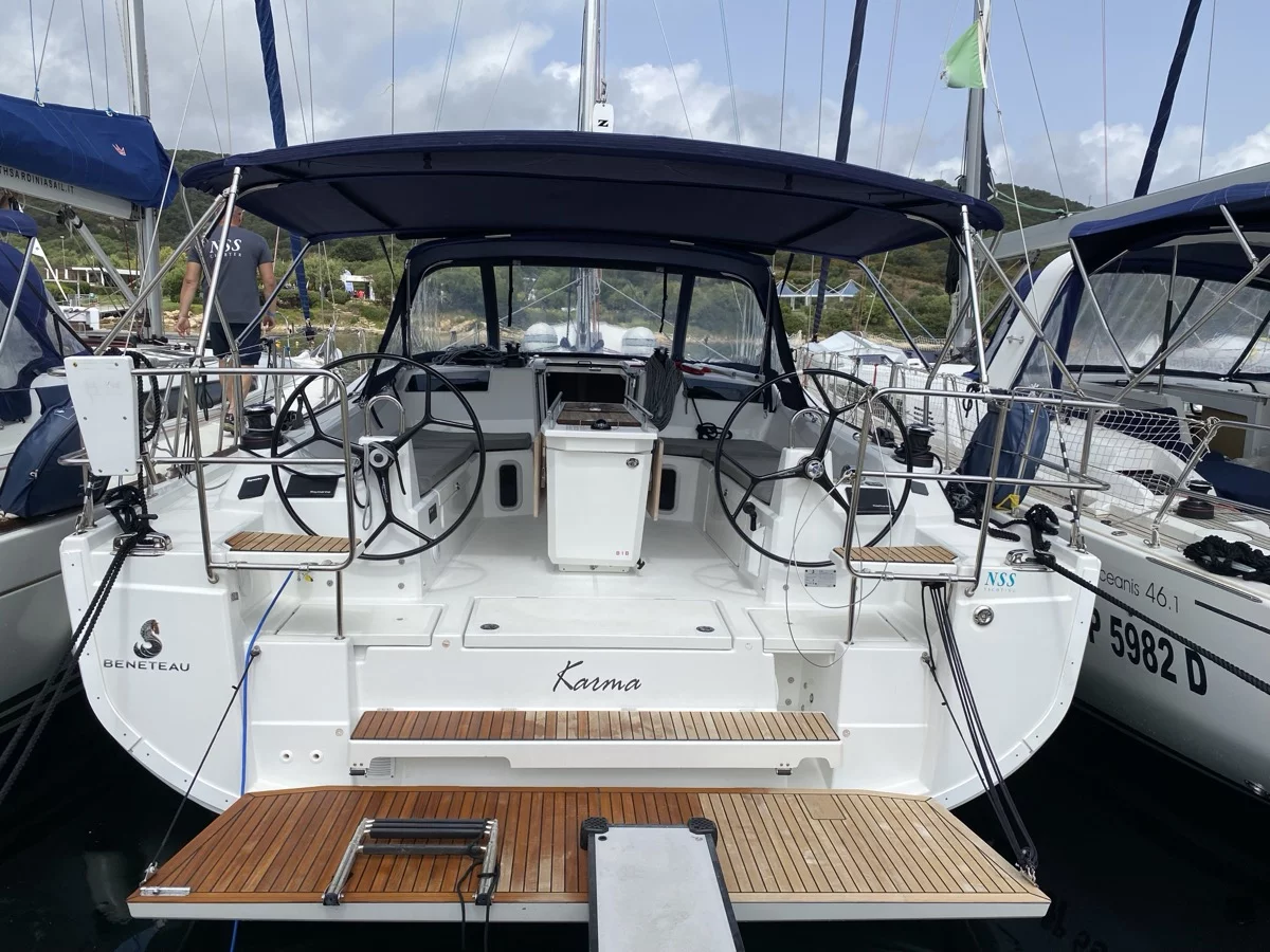 Oceanis 40.1 (3cab) (Karma)  - 3