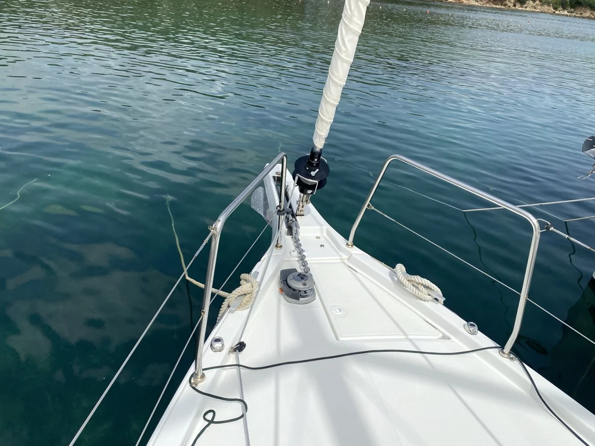 Oceanis 40.1 (3cab) (Karma)  - 7