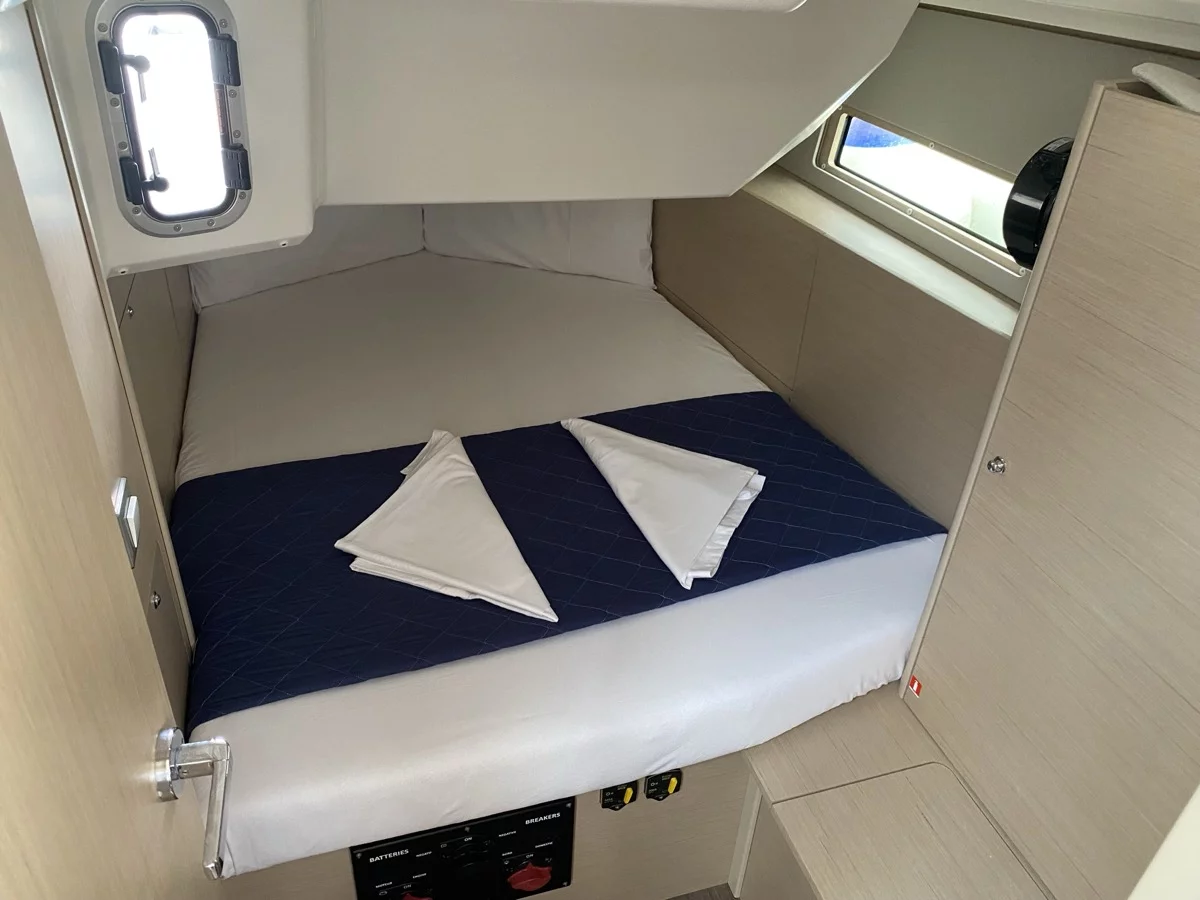 Oceanis 40.1 (3cab) (Karma)  - 2