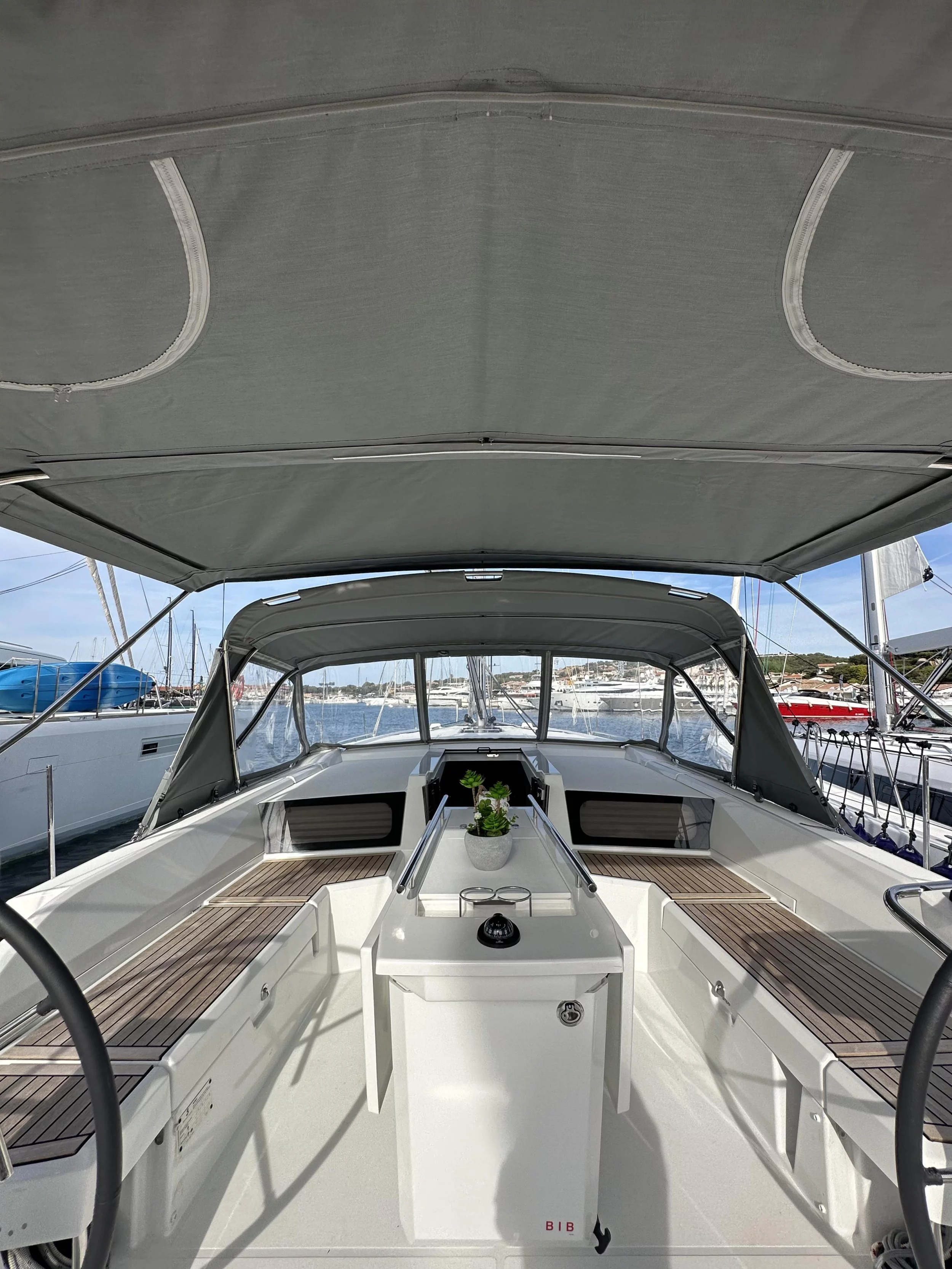Oceanis 46.1 (5 cab) (Moonraker)  - 1