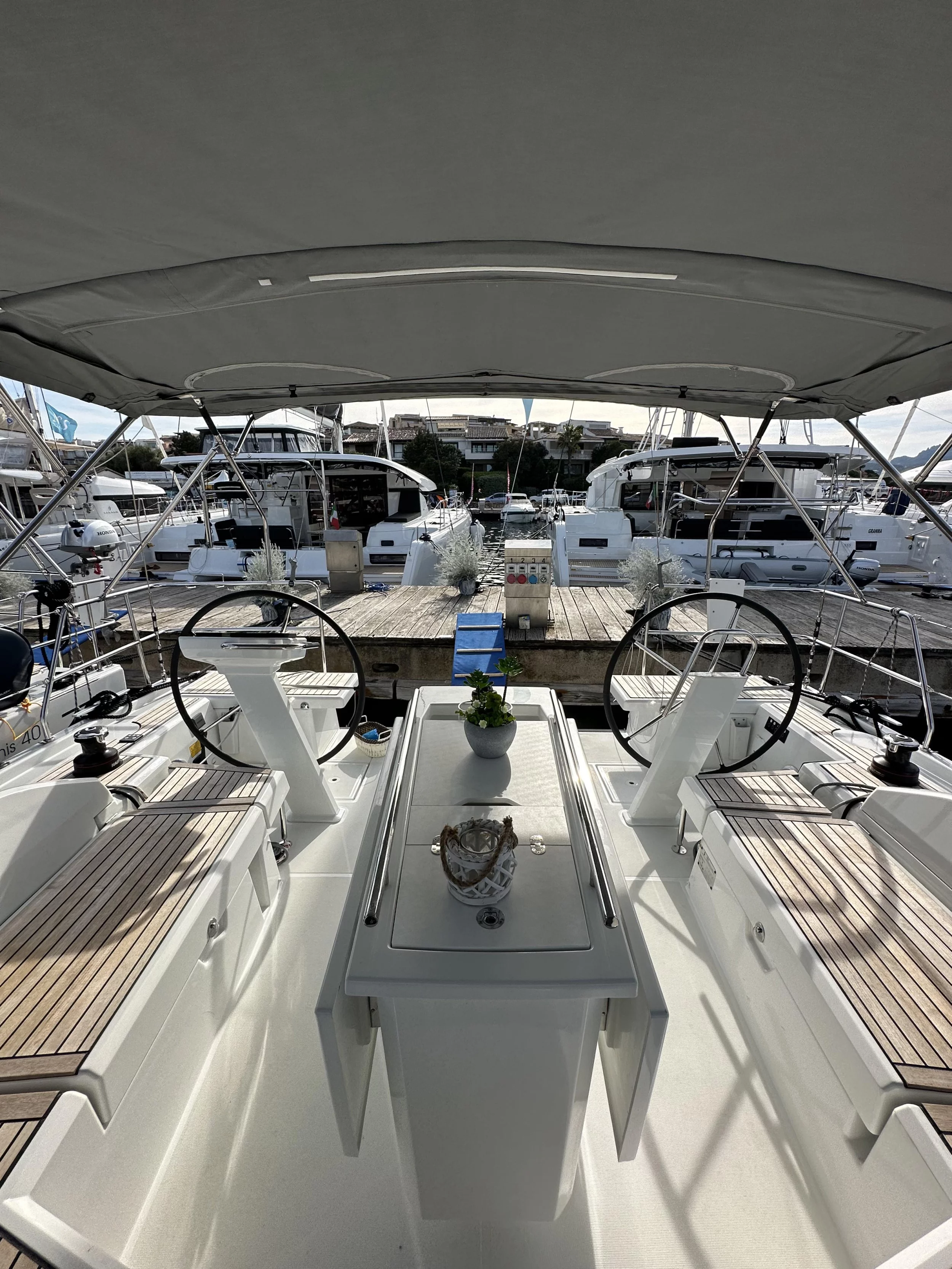 Oceanis 46.1 (5 cab) (Moonraker)  - 9