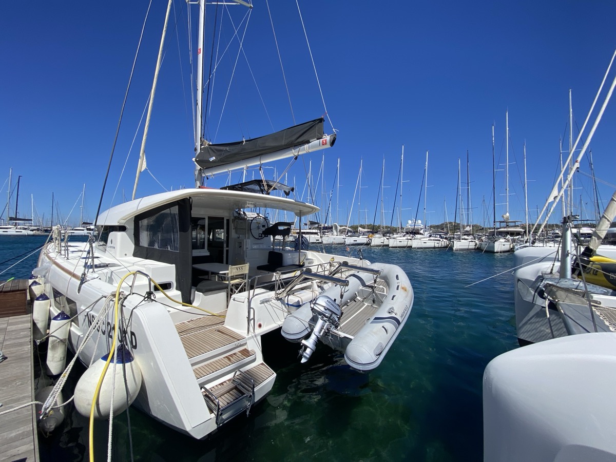 Photo #11 - Lagoon 40 (Aquila (WM, Inverter)) in Portisco - 11366