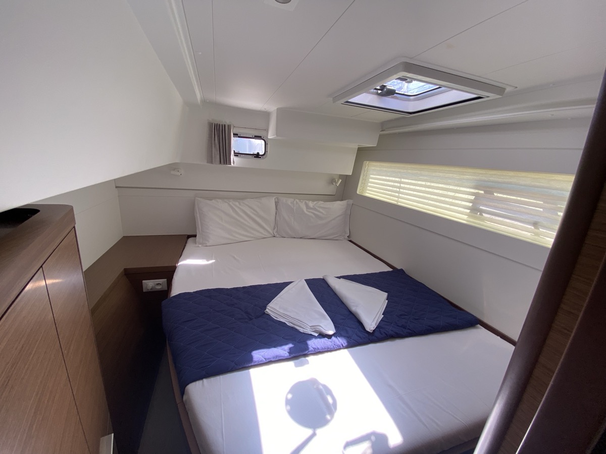 Photo #30 - Lagoon 40 (Aquila (WM, Inverter)) in Portisco - 11366