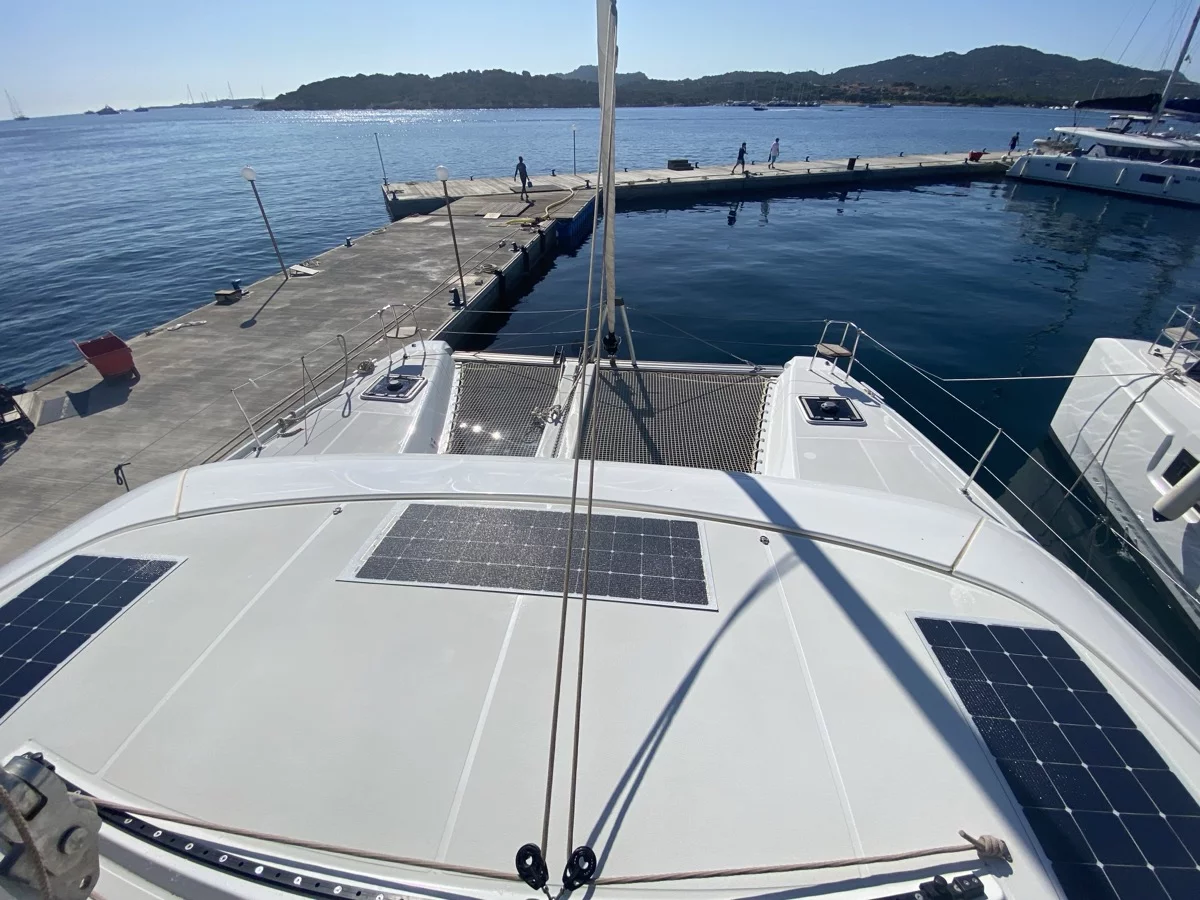 Lagoon 42 (Copernicus (GND) (, WM, , Inverter))  - 31