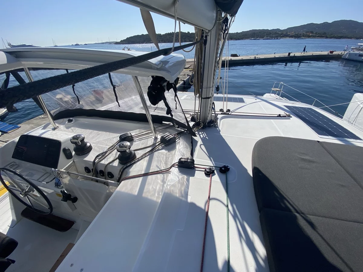Lagoon 42 (Copernicus (GND) (, WM, , Inverter))  - 26