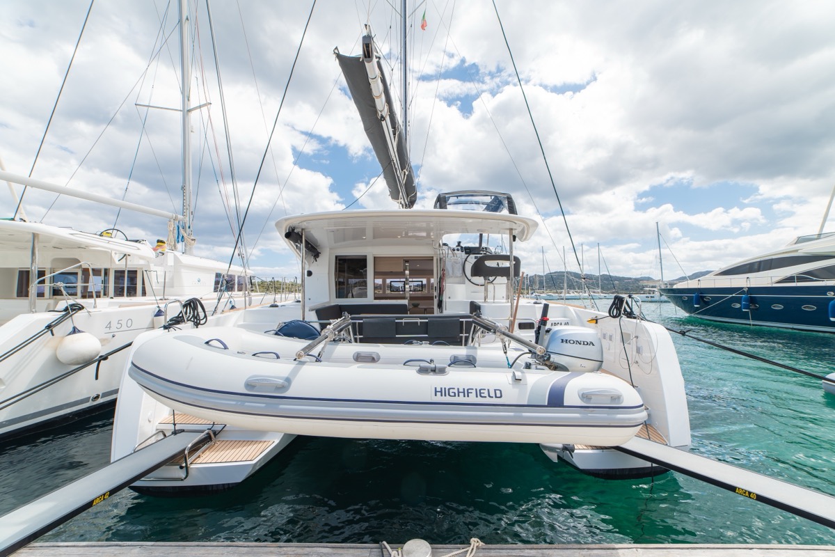 Photo #32 - Lagoon 40 (Arca 40) in Portisco - 16222