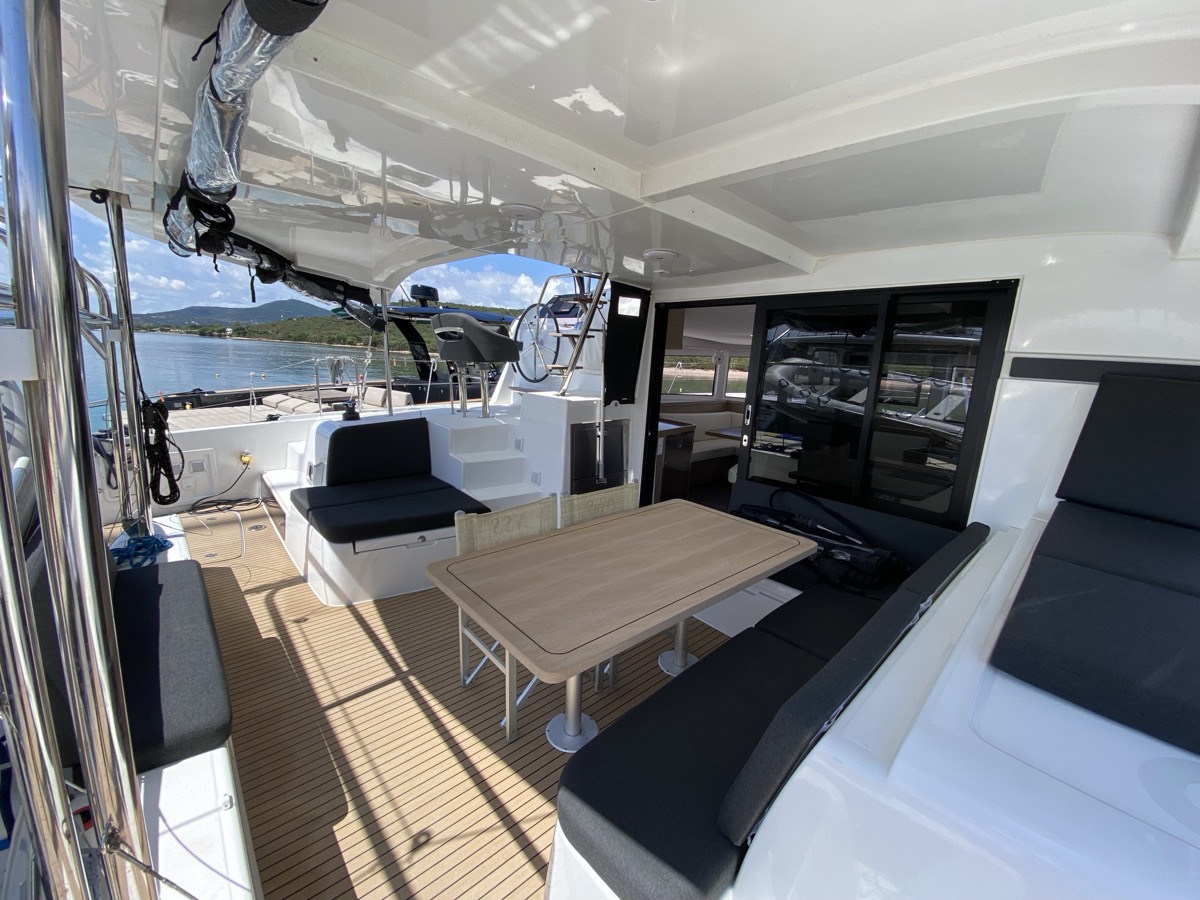 Photo #9 - Lagoon 42 (Cetus) in Portorosa - 15590