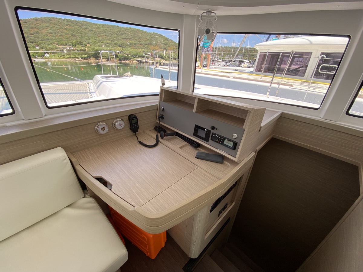 Photo #18 - Lagoon 42 (Cetus) in Portorosa - 15590