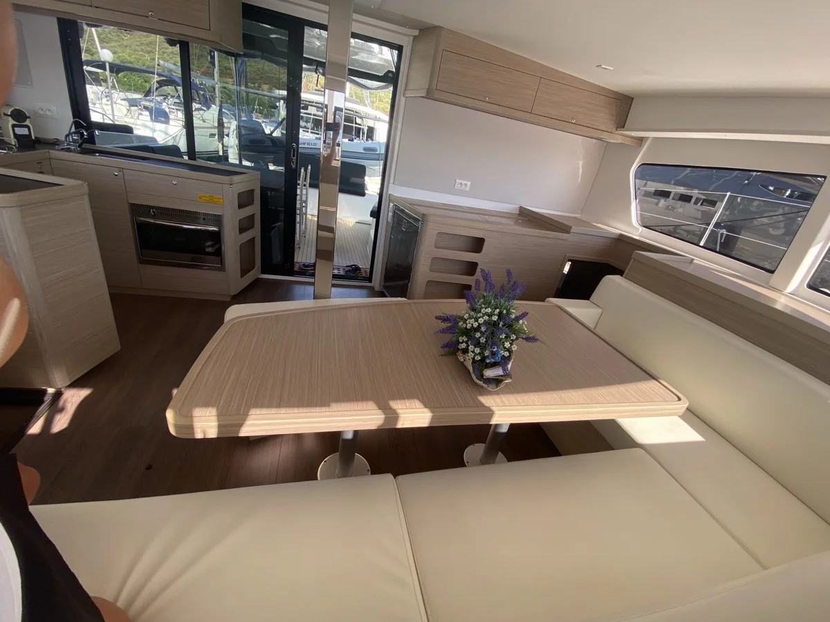 Lagoon 42 (Copernicus II) Interior image - 2