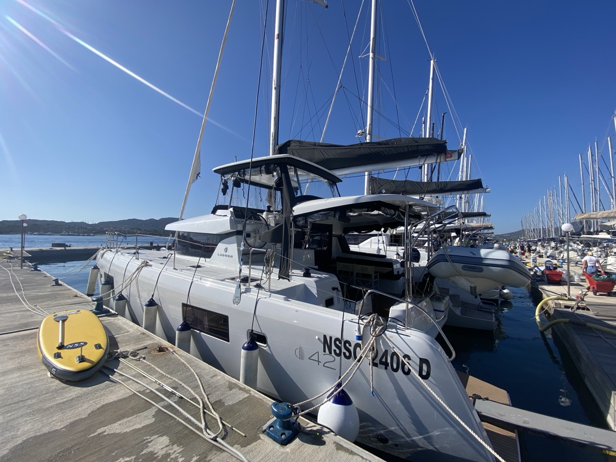 Photo #11 - Lagoon 42 (Copernicus II) in Portisco - 17296