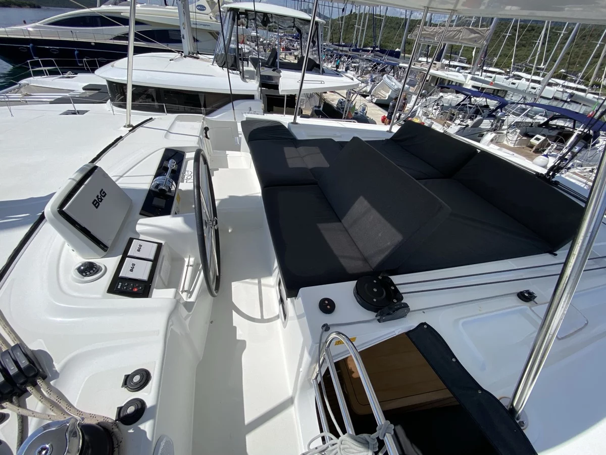 Lagoon 46 (Cresta Bianca)  - 3