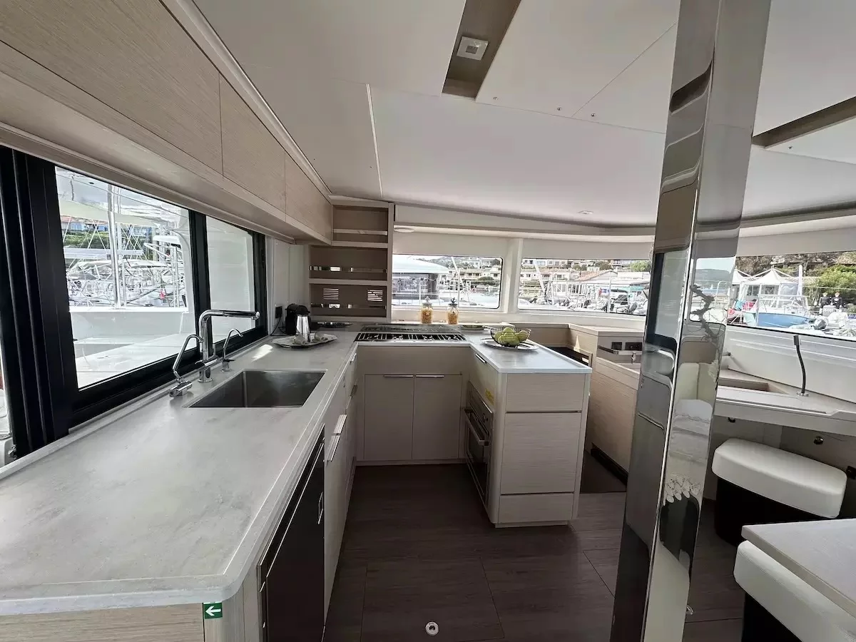 Lagoon 46 (Westerlund II) Interior image - 8