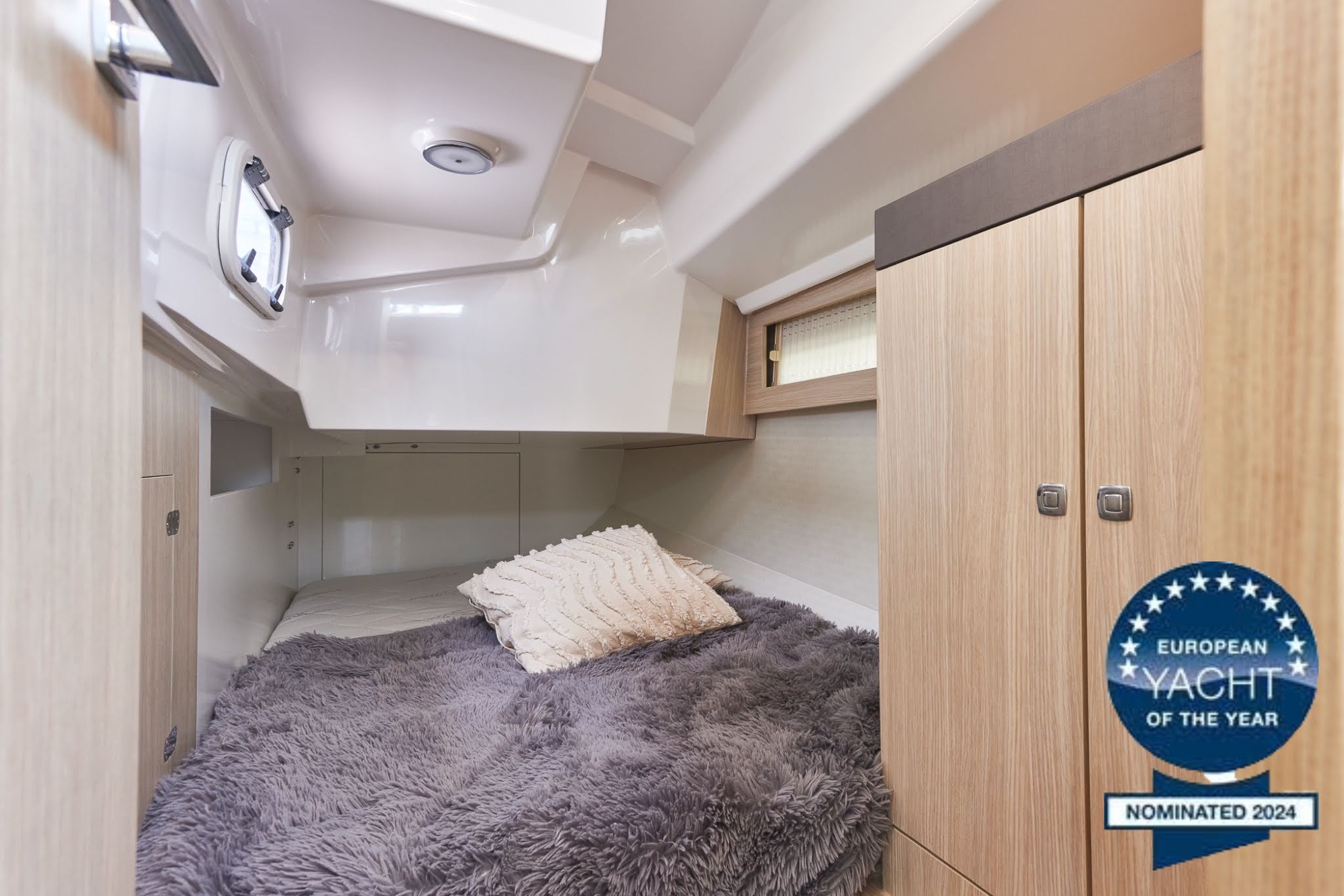 Photo #70 - Maxus 35 (see with our base extra options availability as Air Conditioned) (Angelmiles 2) en Valencia - 21116