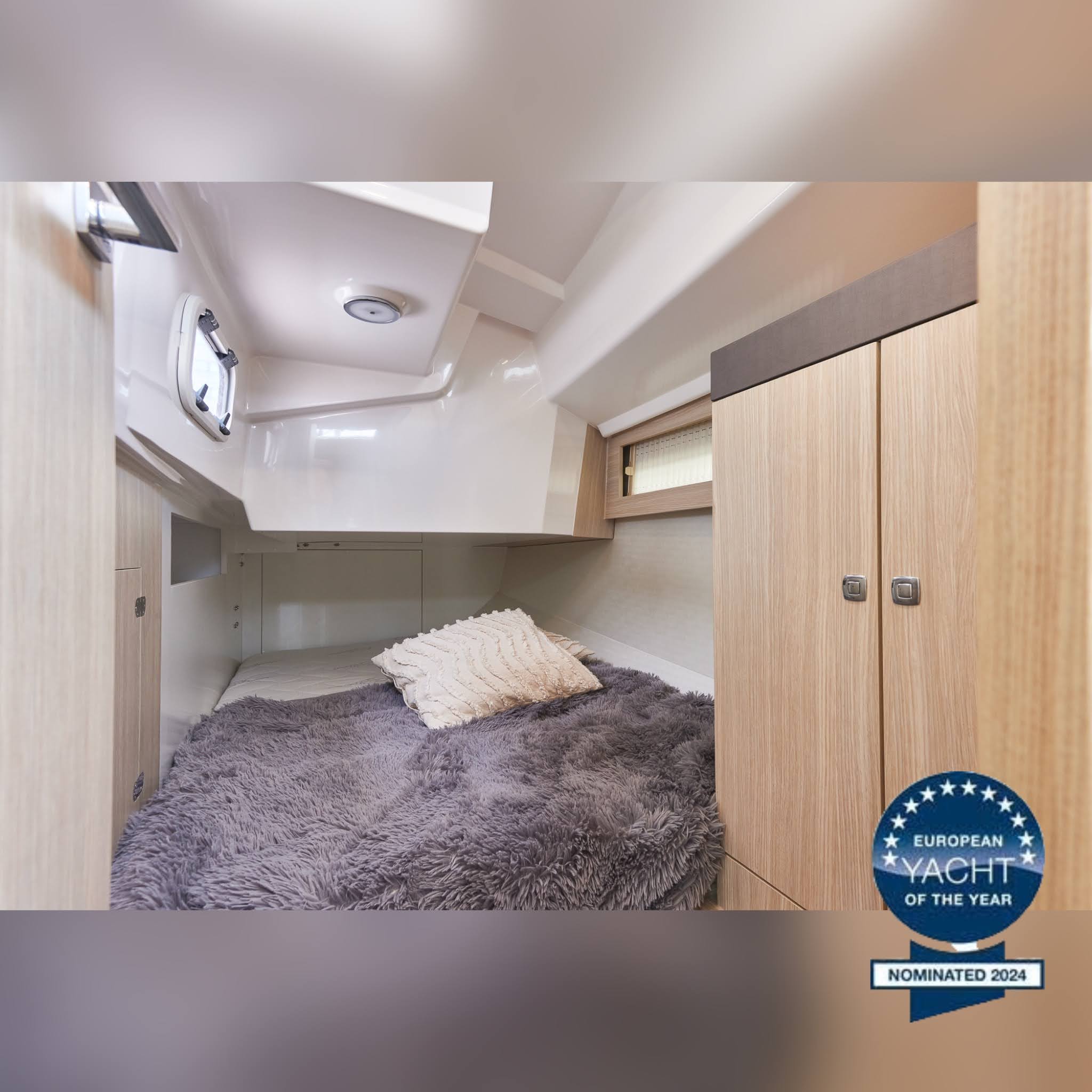 Photo #147 - Maxus 35 (see with our base extra options availability as Air Conditioned) (Angelmiles 2) en Valencia - 21116