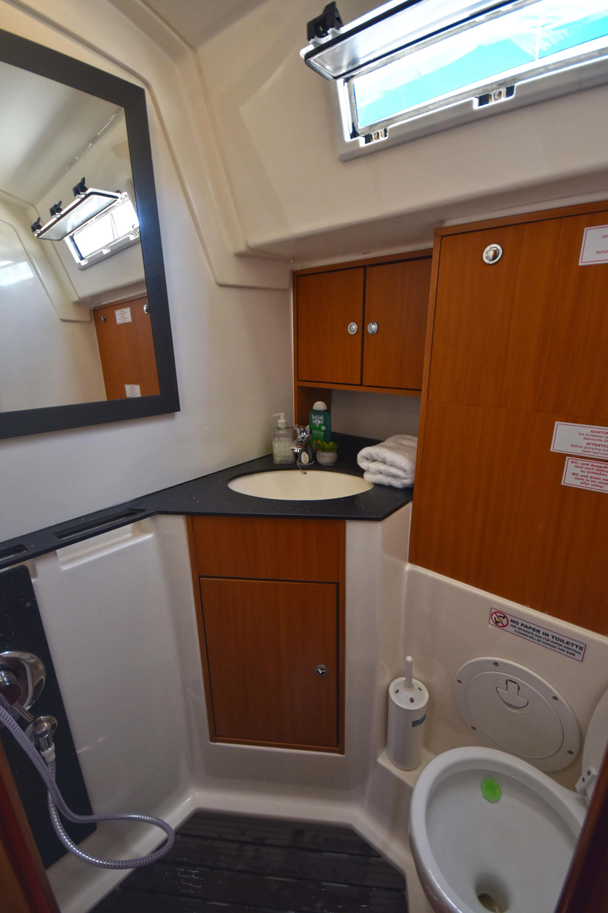 Bavaria Cruiser 45 (Nouvelle Vague)  - 17