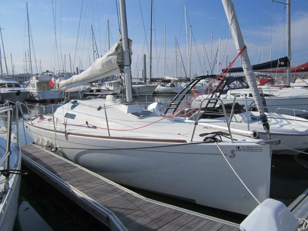 First 27.7 (Flashe) Main image - 0