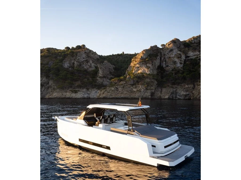 De Antonio 36 Hard Top (Beluga) Main image - 0