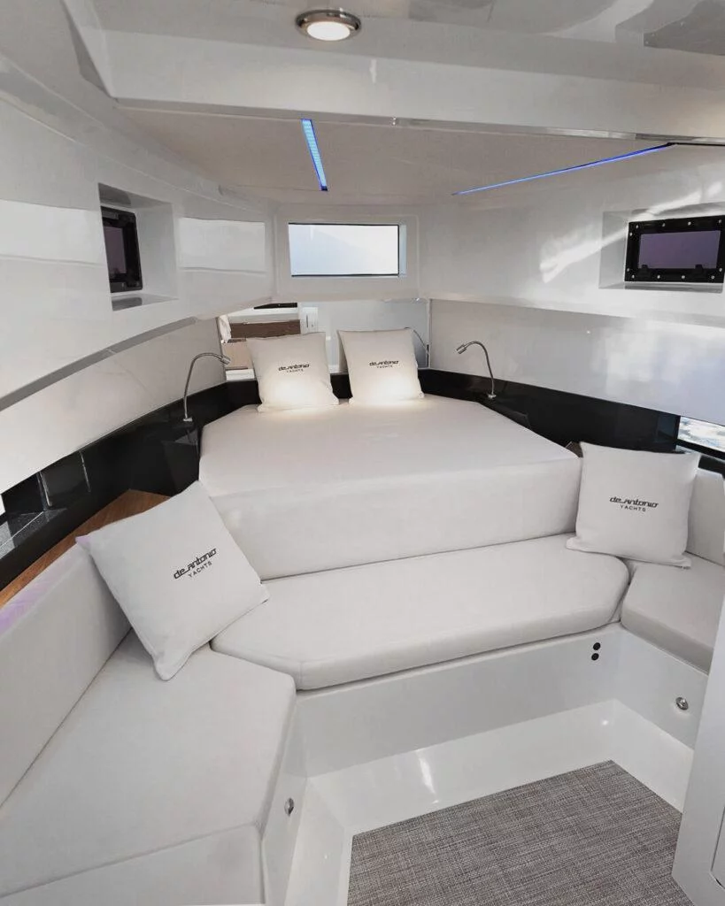 De Antonio 36 Hard Top (Beluga)  - 1