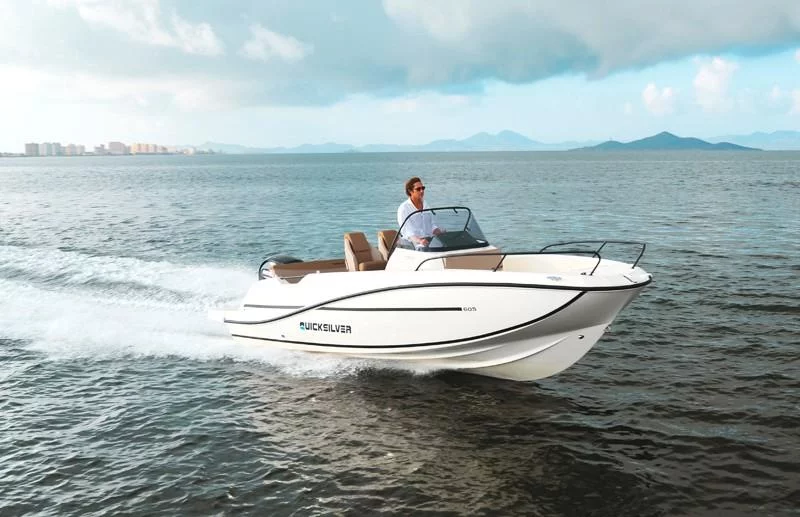 Quicksilver 605 Activ Open (No name)  - 7