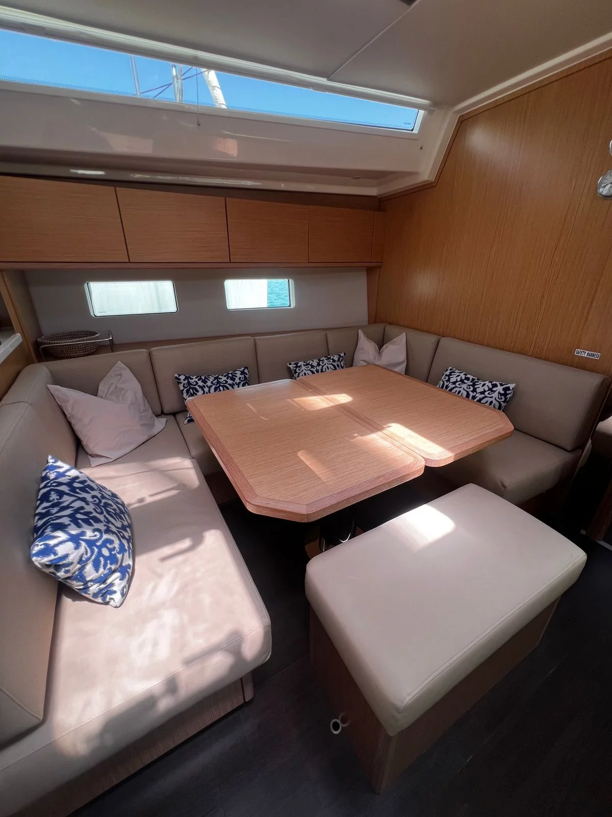 Bavaria C50 Style (Hainan)  - 13