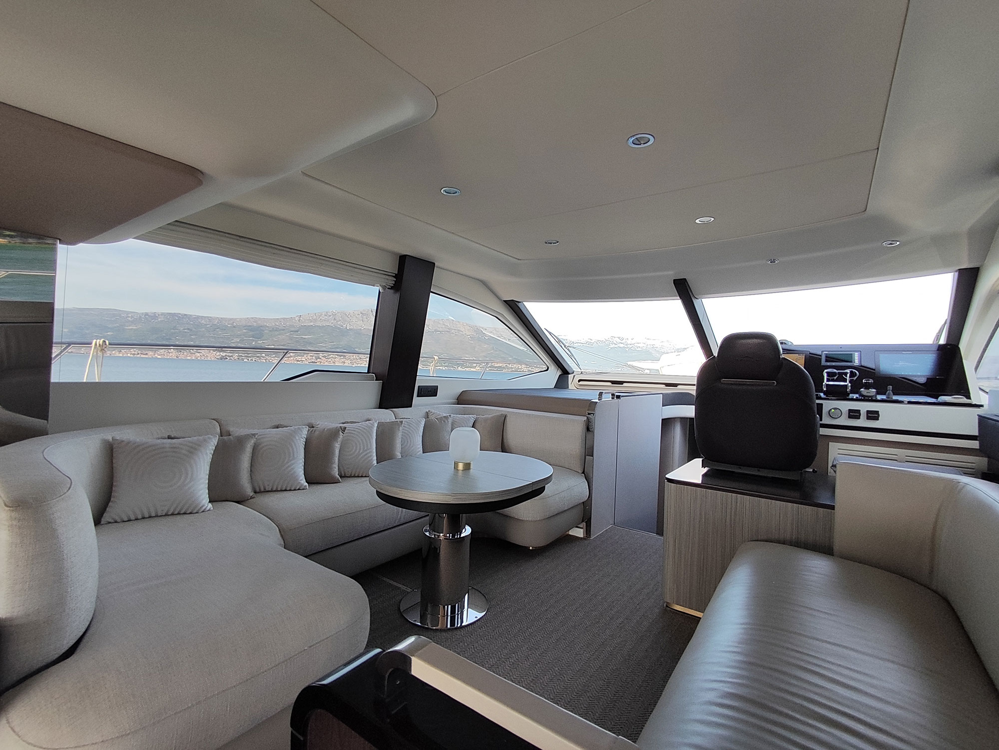Photo #25 - Azimut 55 Fly (BE HAPPY) in Kastela - 13845