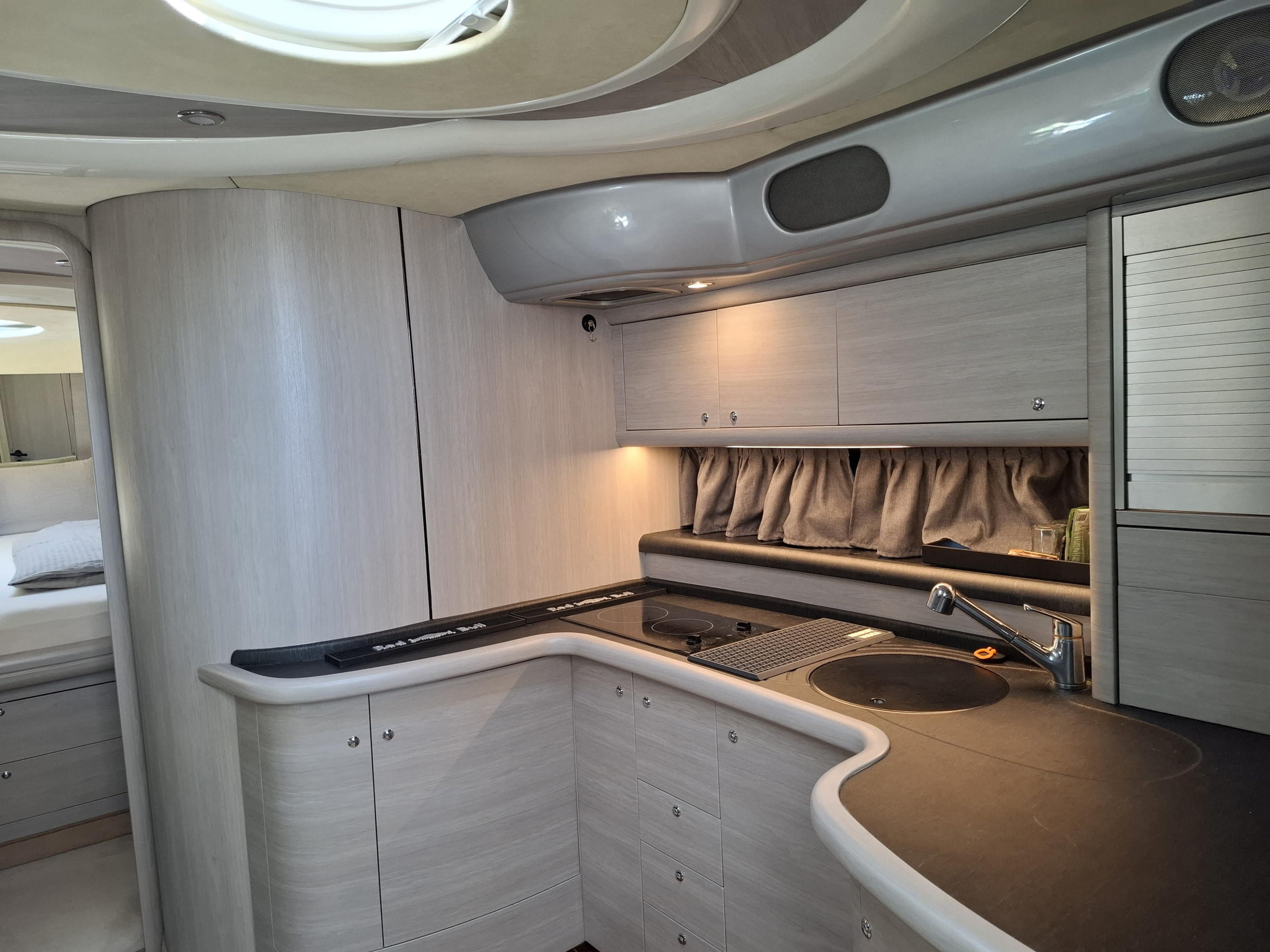 Photo #7 - Mediterranee 50 (Bahia Gloria) in Primosten - 61277