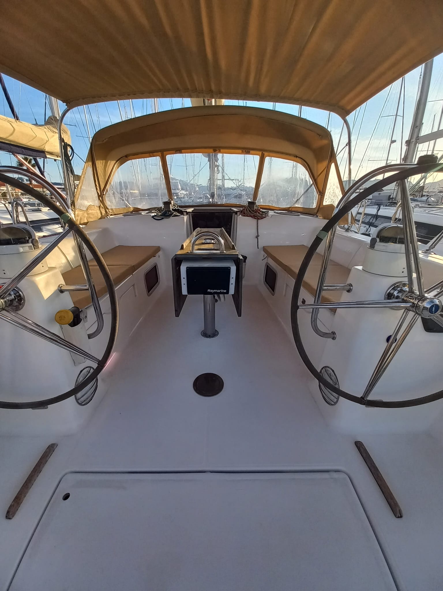 Photo #16 - Dufour 450 Grand Large (Pandeia) en Marmaris - 23155