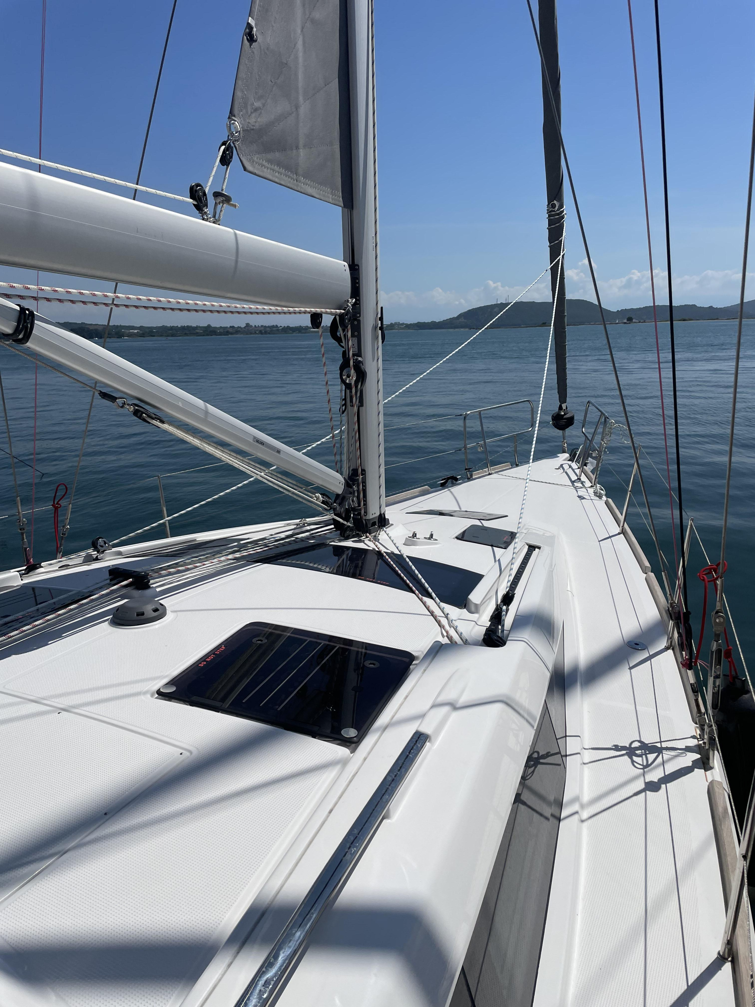 Photo #14 - Bavaria Vision 42 Owner Version (Adonis) in Preveza - 15795