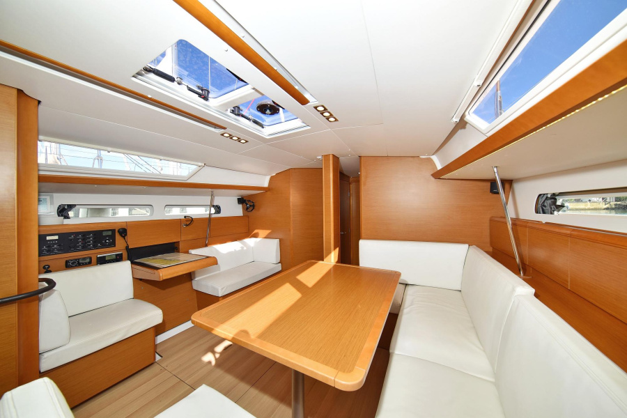 Photo #89 - Sun Odyssey 449 (Canne Bleue) in Pula - 14939