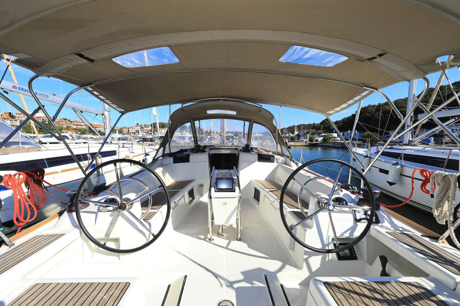Photo #83 - Sun Odyssey 449 (Canne Bleue) in Pula - 14939