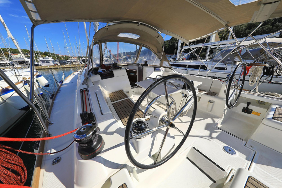 Photo #95 - Sun Odyssey 449 (Canne Bleue) in Pula - 14939