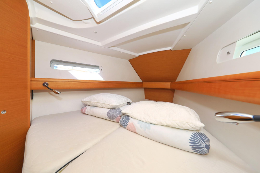 Photo #25 - Sun Odyssey 449 (Canne Bleue) in Pula - 14939