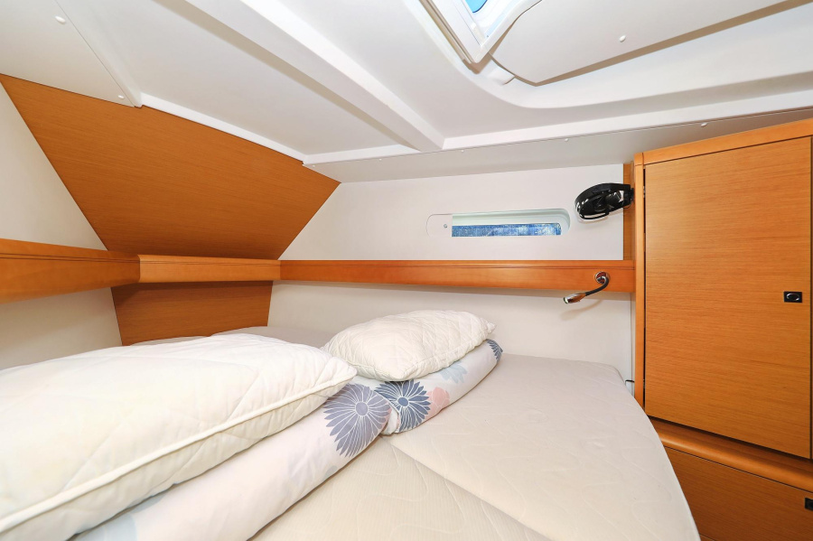 Photo #10 - Sun Odyssey 449 (Canne Bleue) in Pula - 14939