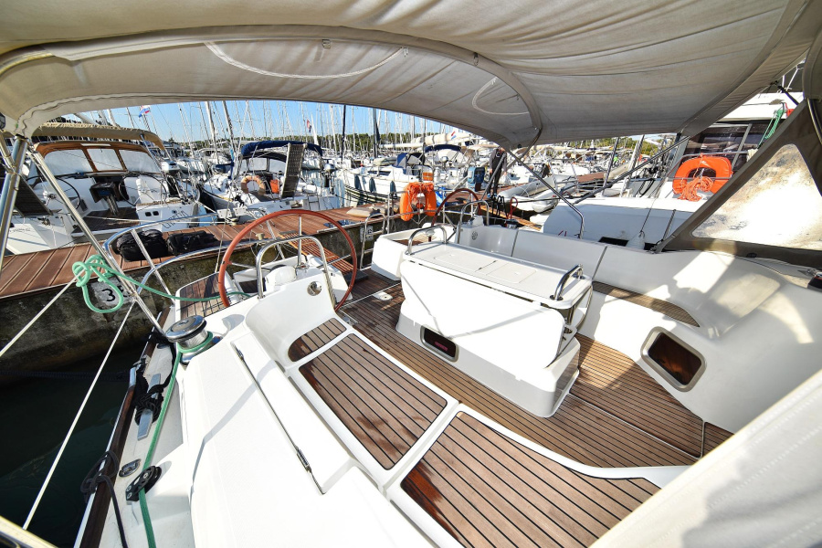 Photo #87 - Sun Odyssey 44 i (Sveamare) in Pula - 14941