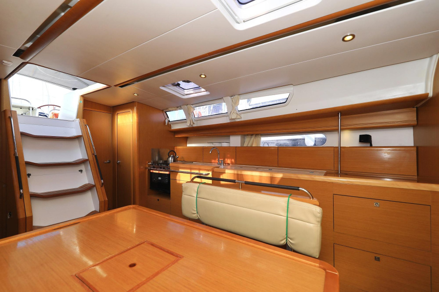 Photo #13 - Sun Odyssey 44 i (Sveamare) in Pula - 14941