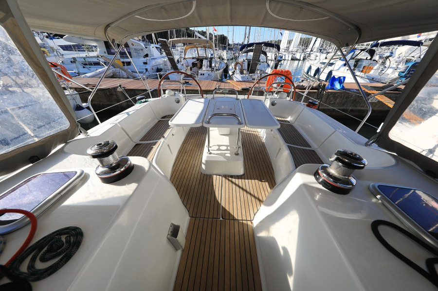 Photo #43 - Sun Odyssey 44 i (Sveamare) in Pula - 14941
