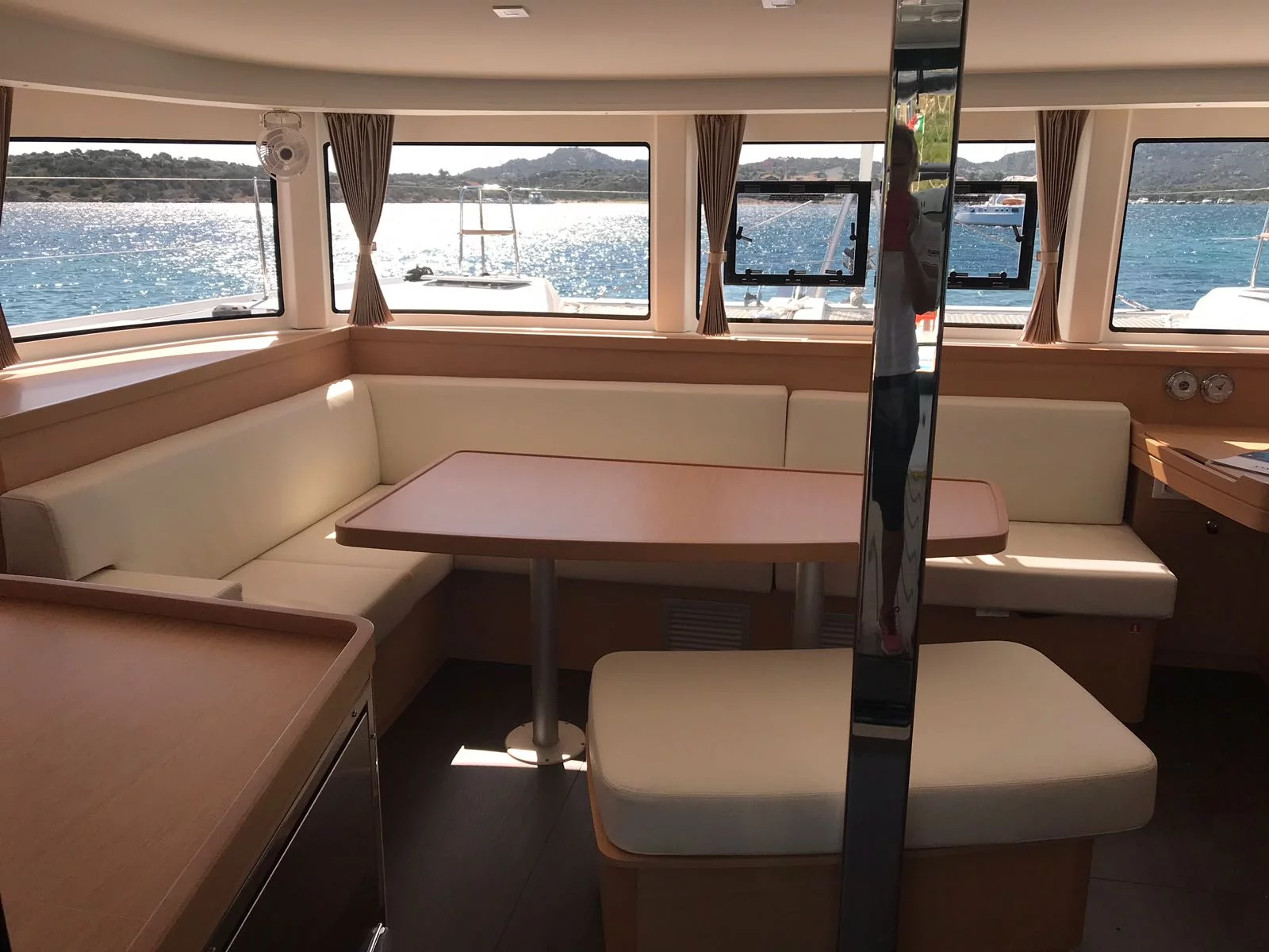 Lagoon 42 (Copernicus (ANU)) Interior image - 2