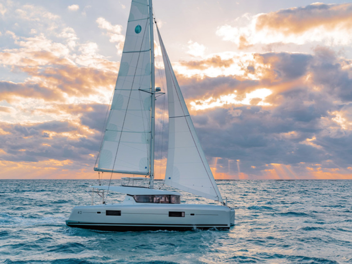 Photo #1 - Lagoon 42 (Copernicus (PTP)) en Bas du fort - 16648