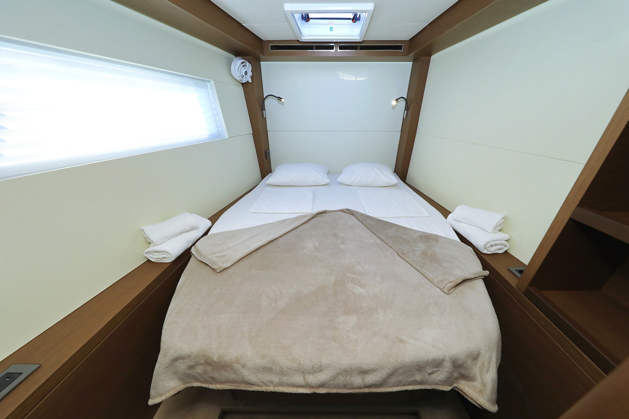 Photo #4 - Lagoon 50- owner version (RAGNAR) in Sukosan - 15475