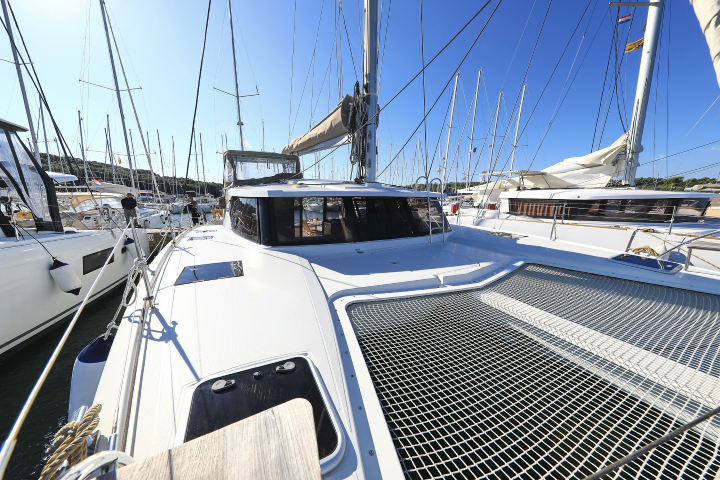 Photo #21 - Lucia 40 (Floreanne) in Pula - 14936