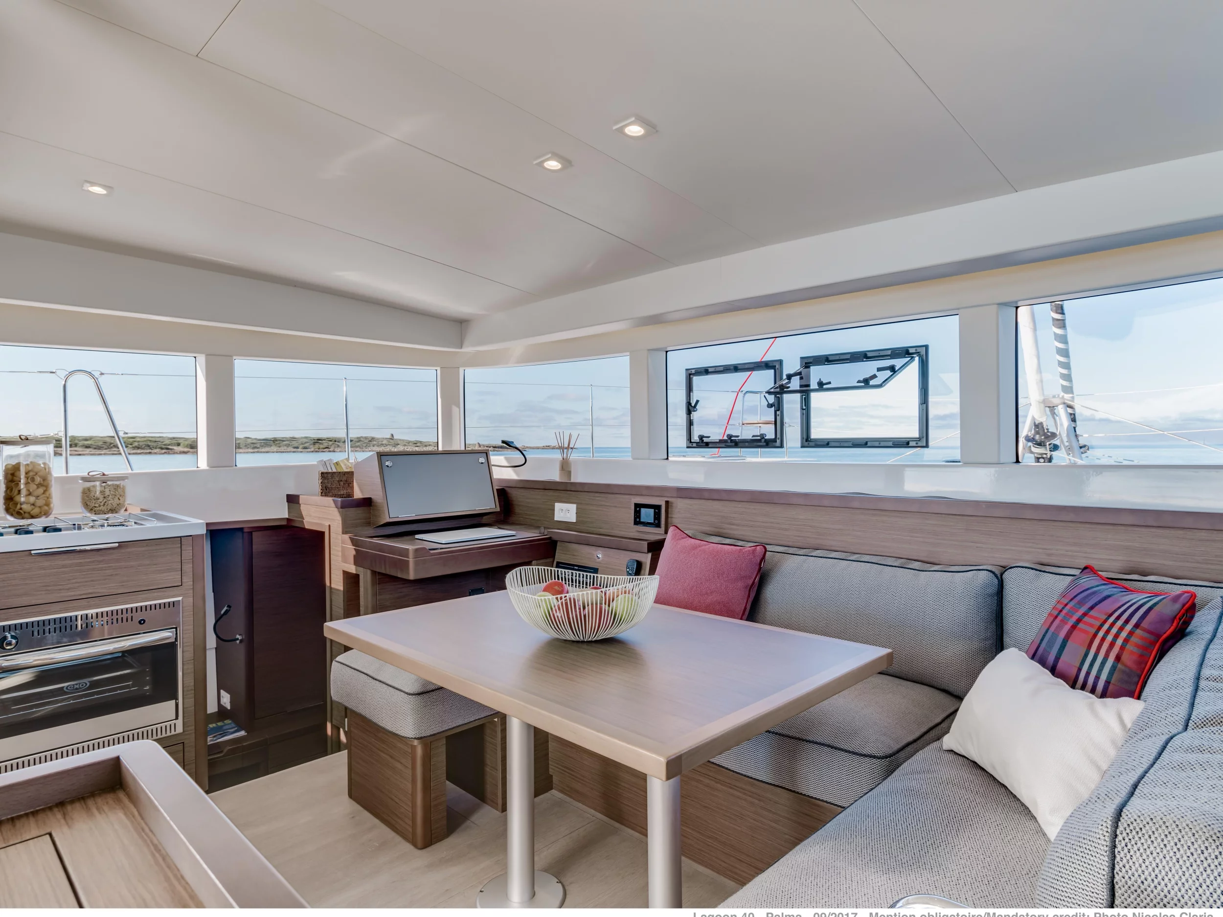 Lagoon 40 (KORINA) Interior image - 1